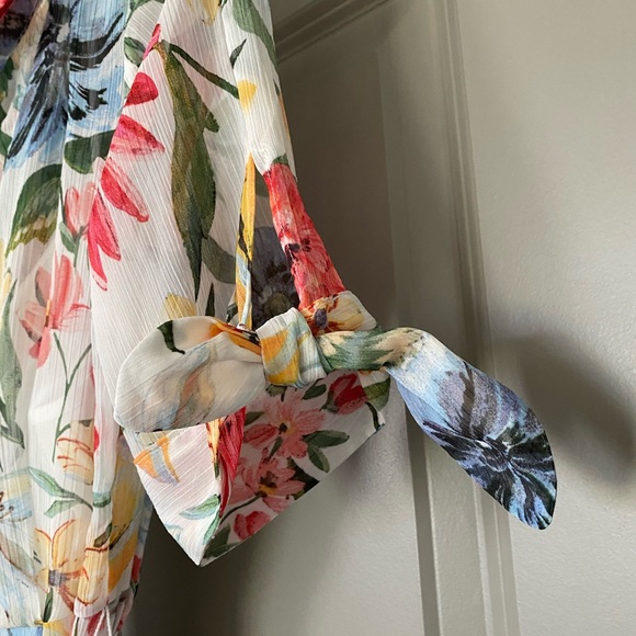 SOLD Calvin Klein Floral Midi Dress - Picture 7 of 9